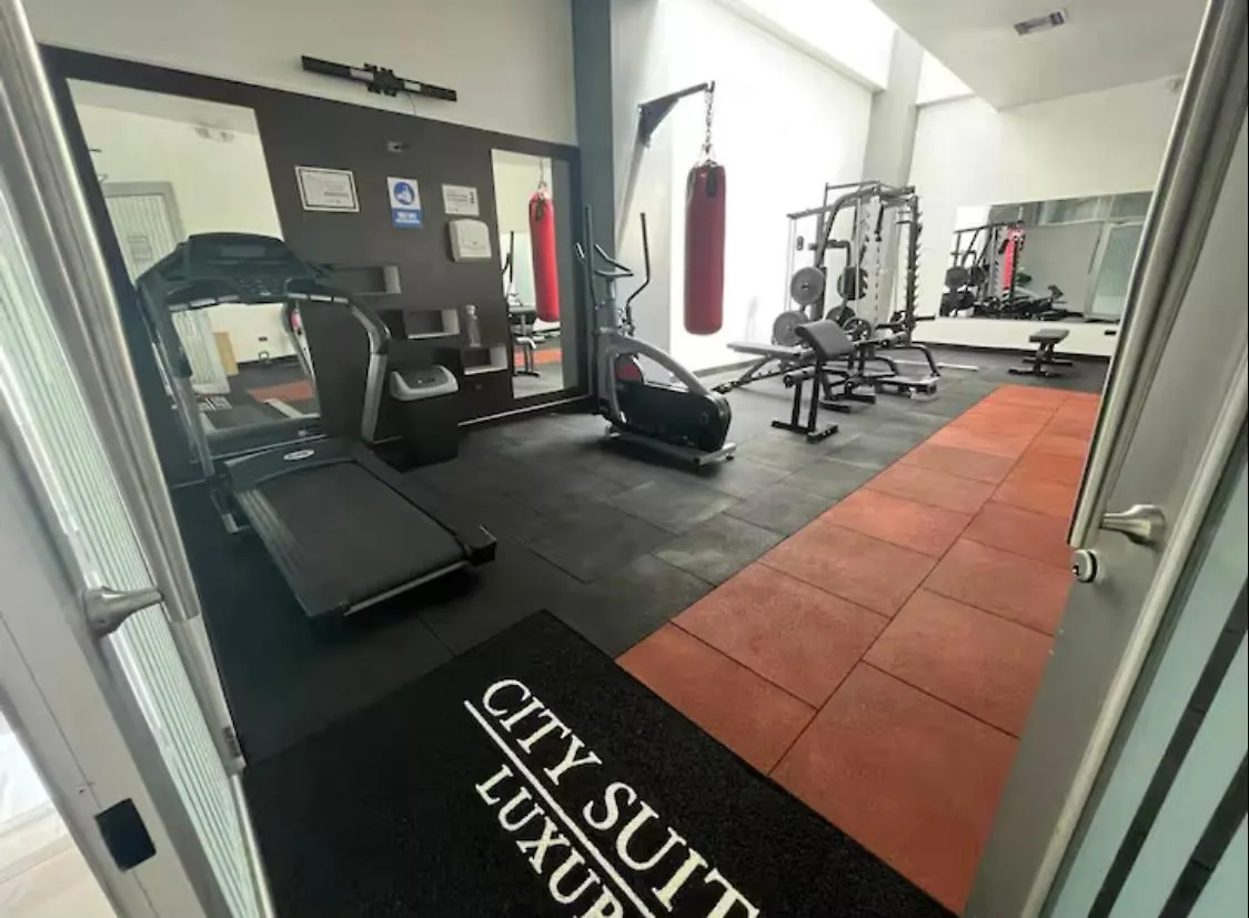 Apartment Hermosa Suite - Piscina - Gym - City Suites - 1403 Guayaquil