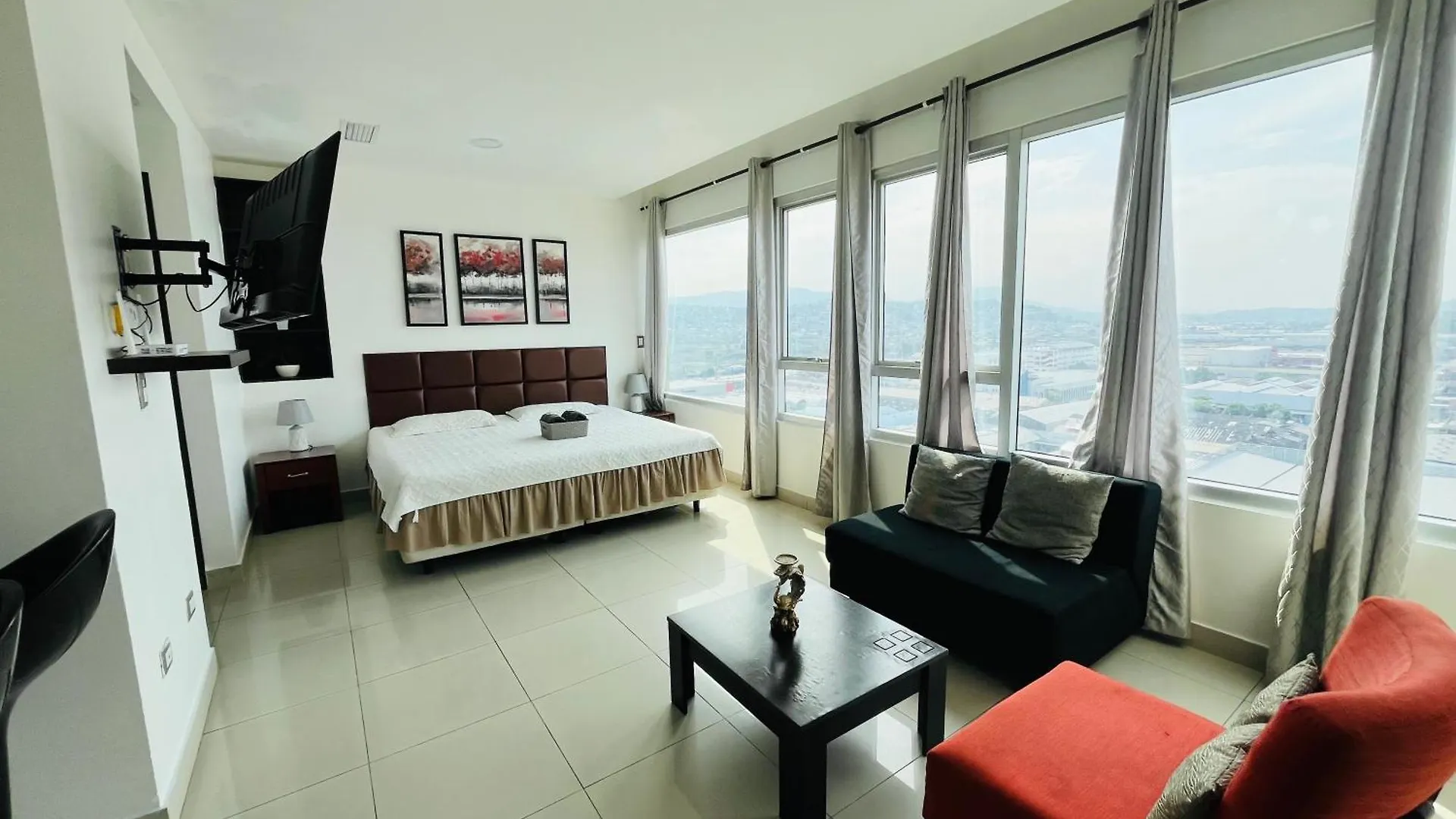 Apartment Hermosa Suite - Piscina - Gym - City Suites - 1403 Guayaquil